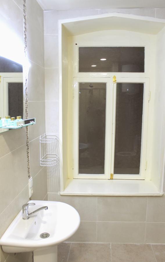 Hotel Tiflis Garden المظهر الخارجي الصورة